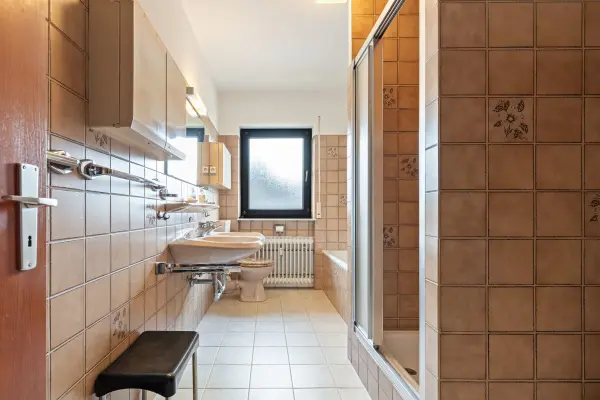 Tageslichtbadder Immobilien: Charmante 2-Zi.-ETW – Gut geschnitten & bereit für frischen Wind! (Foto)