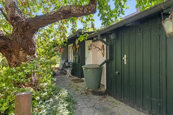 der Immobilie: Wohnhaus mit Laden und Ausbaupotential (Foto)