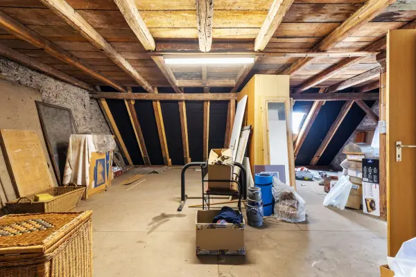 Großer Raum im DG links