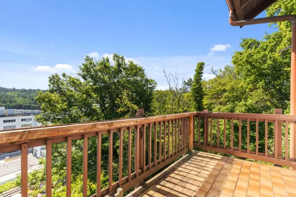 der Immobilie: Schicke Wohnung mit Weitblick (Foto)