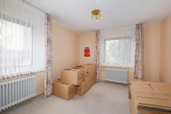 Wohnküche/Zimmer UG