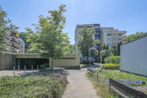 Straßenansicht der Immobilie: Die Alternative zur Miete oder auch als Kapitalanlage ideal! (Foto)